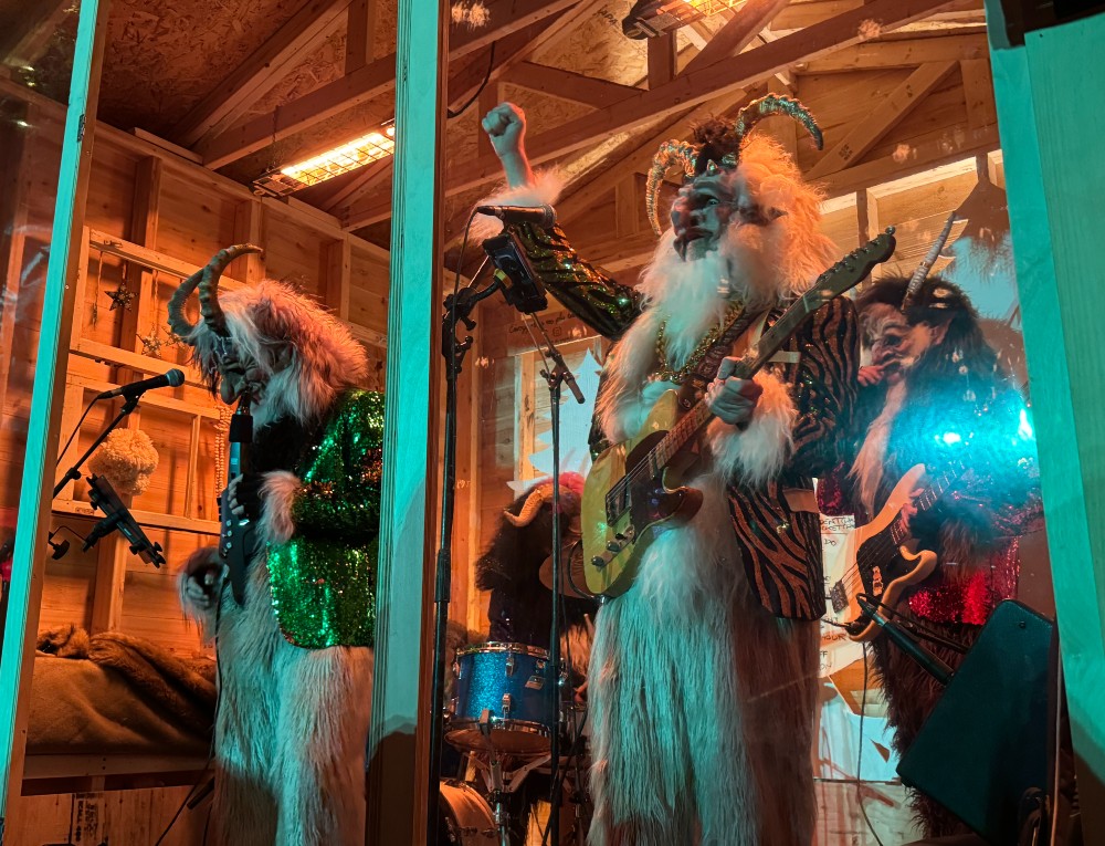 Krampus Fantastischer Wunderfunk Performance
